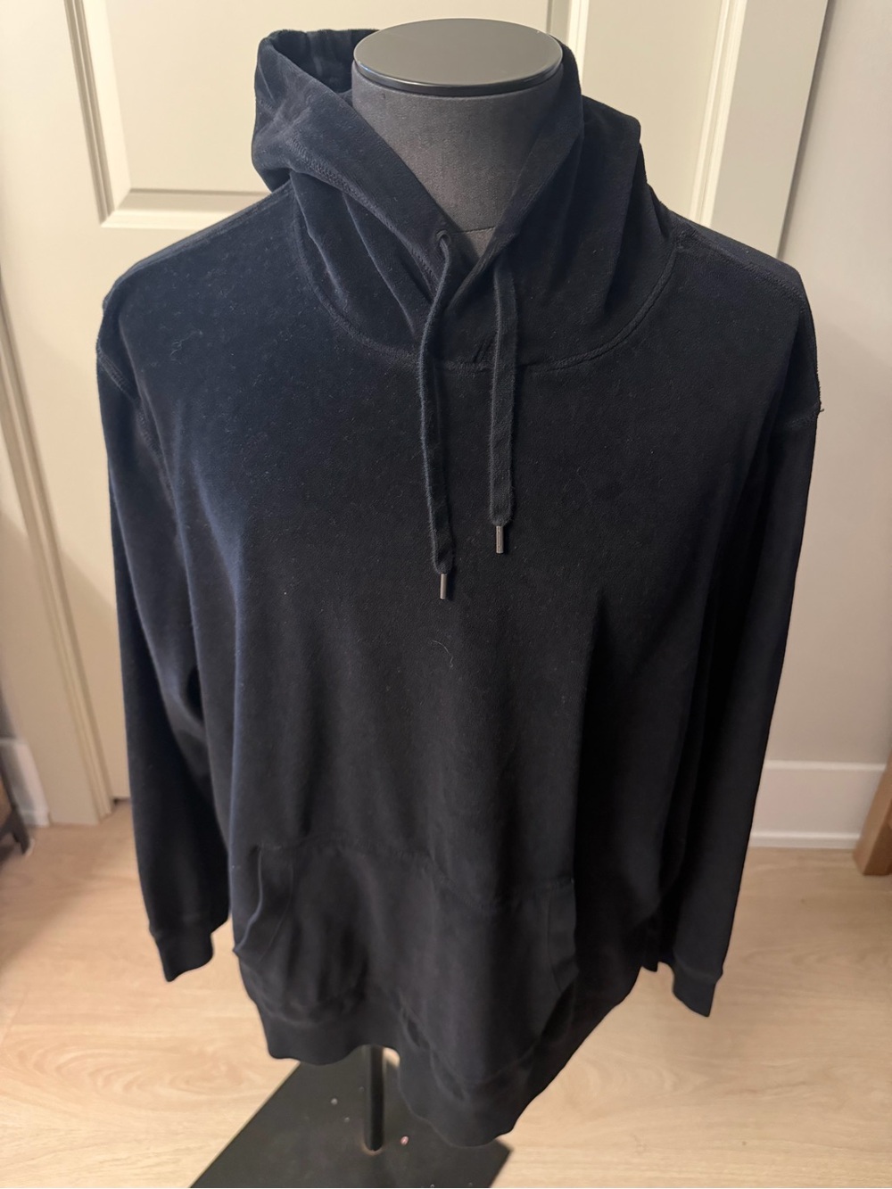 Men's Black Velour Hooded Pullover Sweatshirt